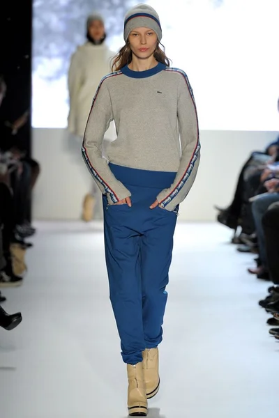 Look 14